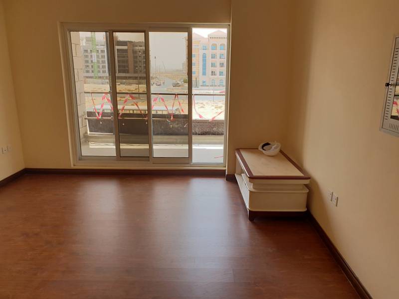 Furnished apartments for sale in Dubai with only AED 339,000 with post hand over Furnished apartments for sale in Dubai with only AED 339,000 with post hand over