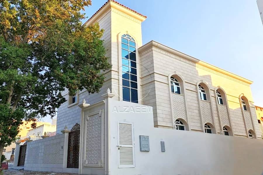 ⚡️Commercial Villa with Elevator | 4 Master Room⚡️ ⚡️Commercial Villa with Elevator | 4 Master Room⚡️
