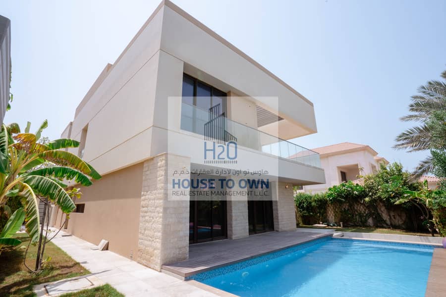 Luxurious Corner Villa Fascinating Sea View Luxurious Corner Villa Fascinating Sea View