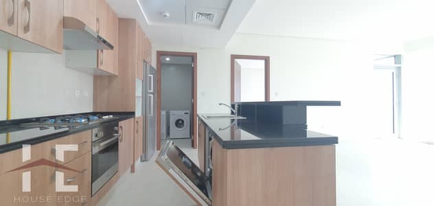فلیٹ 1 غرفة نوم للايجار في دانة أبوظبي، أبوظبي - شقة في برج الأصدقاء،دانة أبوظبي 1 غرفة 65000 درهم - 4816025