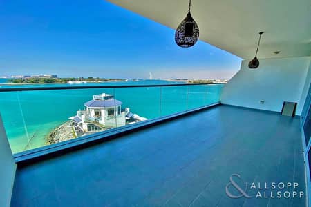1 Bedroom Apartment for Sale in Palm Jumeirah, Dubai - Vacant Now | Full Sea View | Beach Access