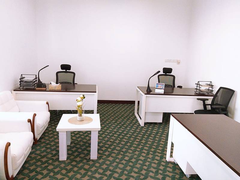 FULLY FURNISHED & SERVICED OFFICE SPACE FOR NEW BUSINESS SETUP & RENEWALS WALKING FROM METRO STATION IN HEART OF DUBAI FULLY FURNISHED & SERVICED OFFICE SPACE FOR NEW BUSINESS SETUP & RENEWALS WALKING FROM METRO STATION IN HEART OF DUBAI