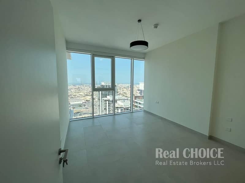 High Floor | Brand New | Metro Access High Floor | Brand New | Metro Access