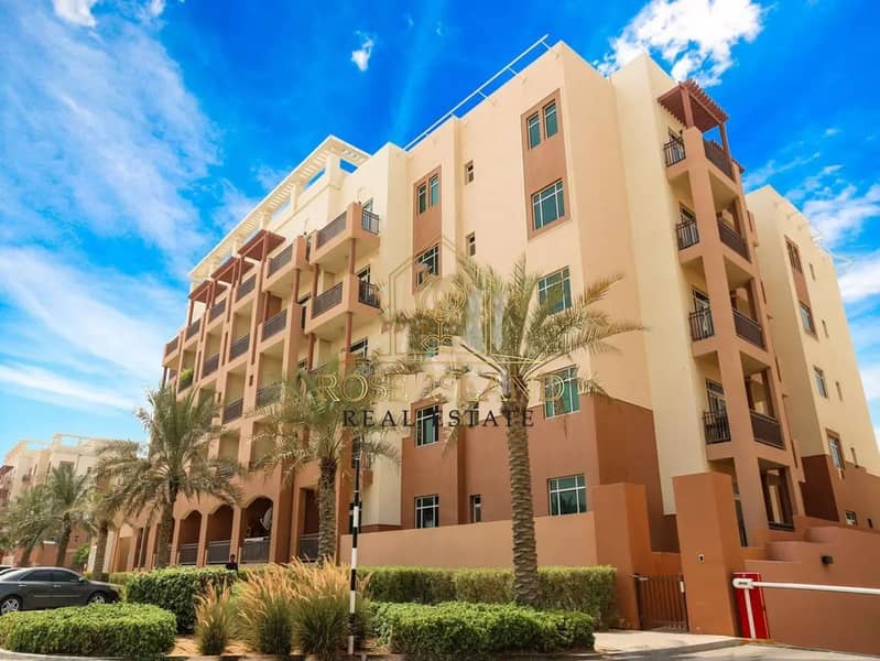 Great Deal| Spacious Apartment| Corner Unit Great Deal| Spacious Apartment| Corner Unit