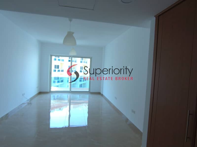 شقة في لاجو فيستا B،لاجو فيستا،مدينة دبي للإنتاج 39000 درهم - 7548631