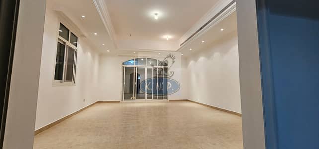 5 Cпальни Вилла в аренду в Аль Батин, Абу-Даби - Вилла в Аль Батин, 5 спален, 185000 AED - 7908003