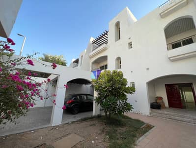 4 Bedroom Villa for Rent in Al Karamah, Abu Dhabi - Prime Location, Specious 4 Master Bedroom Villa with Backyard, Covered Parking