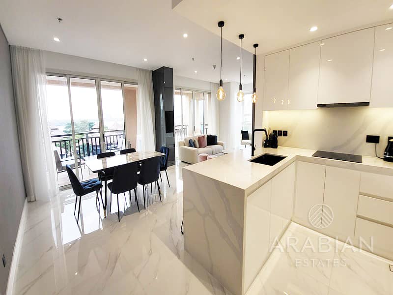 Fully Renovated | Sea View | Corner Unit | Vacant Fully Renovated | Sea View | Corner Unit | Vacant