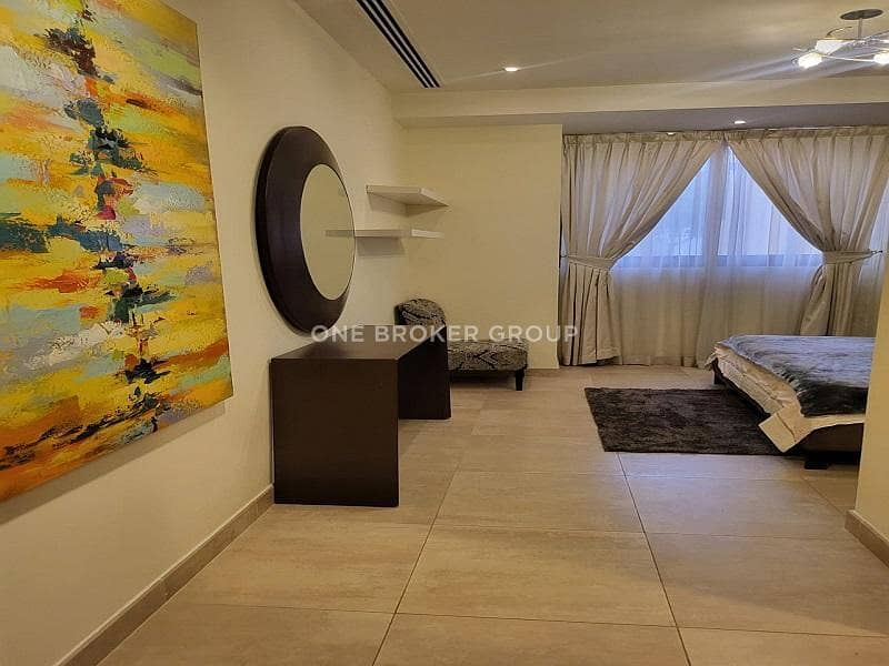 Vacant | Upgraded | Large 1 bed | Spacious Layout Vacant | Upgraded | Large 1 bed | Spacious Layout