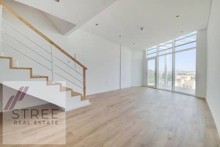 1 Bedroom Flat for Rent in Jumeirah Village Triangle (JVT), Dubai - stairway to bedroom