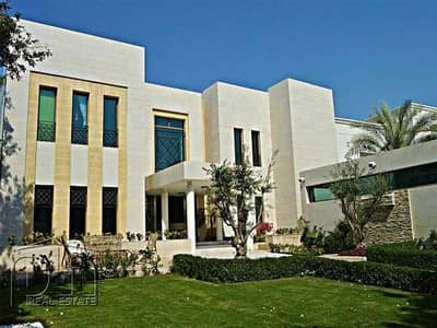 Modern Italian style Villa in prestigious R sector Modern Italian style Villa in prestigious R sector