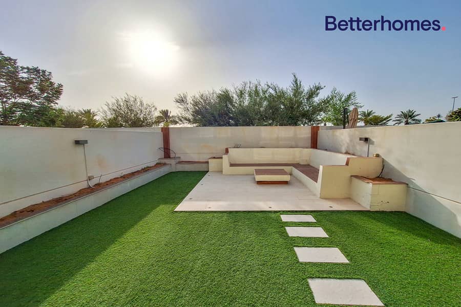 Single Row | Landscaped | Ready to move in Single Row | Landscaped | Ready to move in