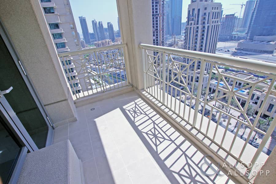 BLVD Facing | High Floor | One Bedroom BLVD Facing | High Floor | One Bedroom
