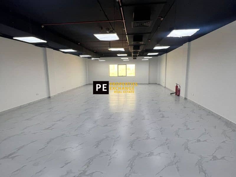 Huge Office | Perfect Location | Hurry UP !!!! Huge Office | Perfect Location | Hurry UP !!!!