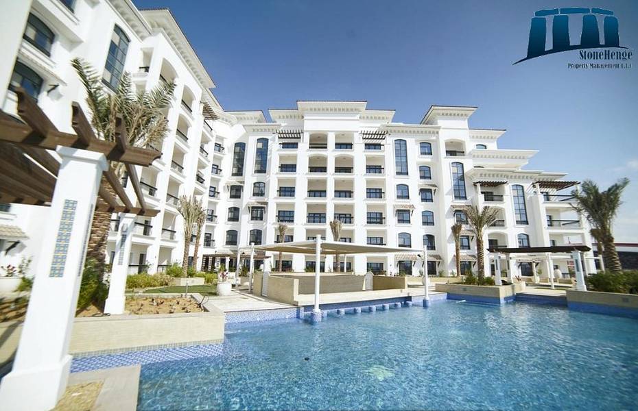 Adorable Studio Apt w/ balcony and pool view and full facilities Adorable Studio Apt w/ balcony and pool view and full facilities
