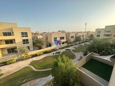 5 Cпальни Вилла в аренду в Аль Раха Гарденс, Абу-Даби - view