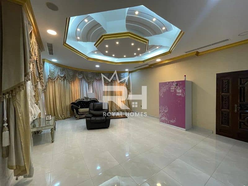 位于海特,海特南 6 卧室的别墅 160000 AED - 7912334 位于海特,海特南 6 卧室的别墅 160000 AED - 7912334