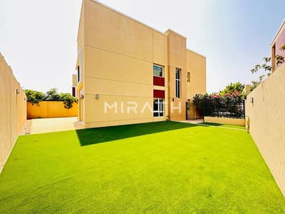 4 Bedroom Villa for Rent in Dubai Science Park, Dubai - Modern Finish | Well Kept | Ready to Move In