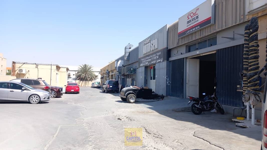 3618 sqft High Ceiling / Commercial with Ejari Warehouse in Al Quoz 4 (BA)