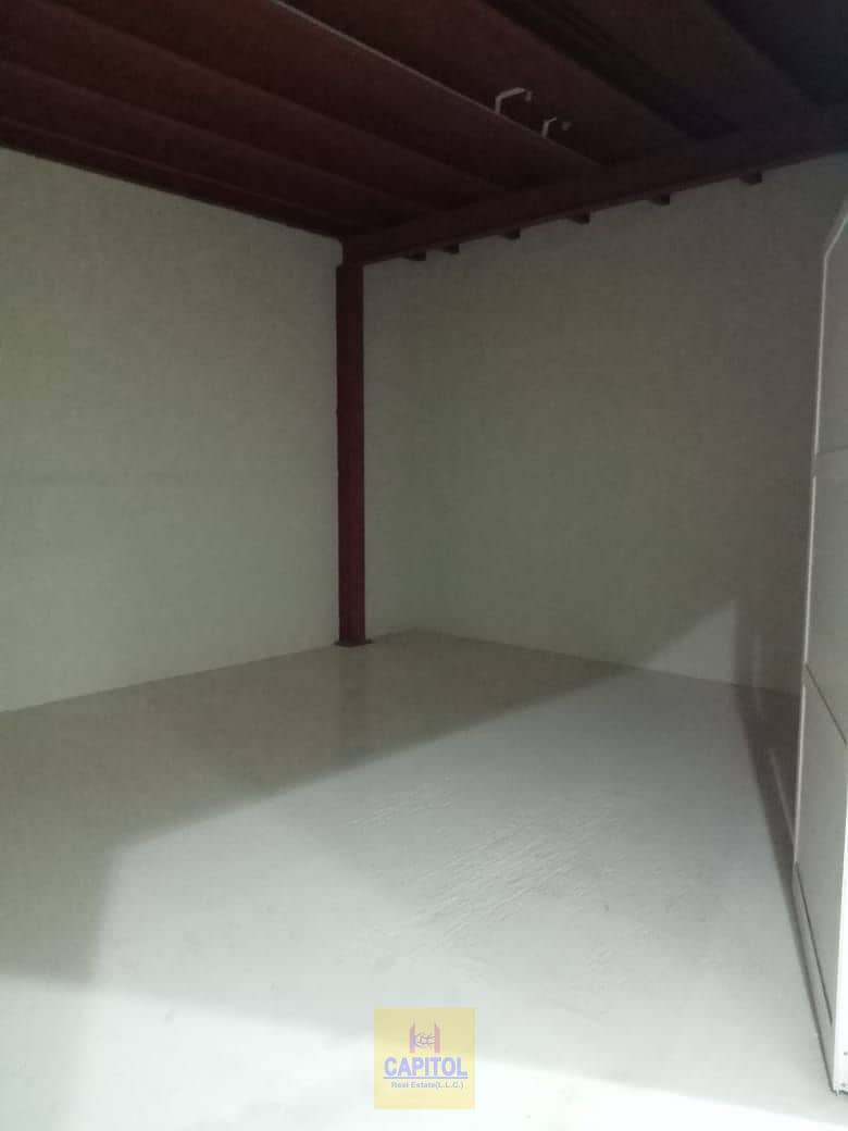 Nice Storage Unit/Separate Entrance/Neat & Clean