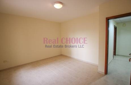 Well Maintained 2BR|12 Chqs|No Commission Well Maintained 2BR|12 Chqs|No Commission
