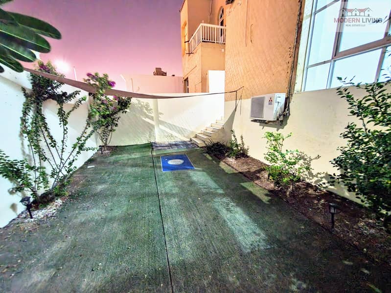 Beautiful Proper 1BHK With Private Huge Yard Two Washrooms Reserved Parking Ready To Move Beautiful Proper 1BHK With Private Huge Yard Two Washrooms Reserved Parking Ready To Move
