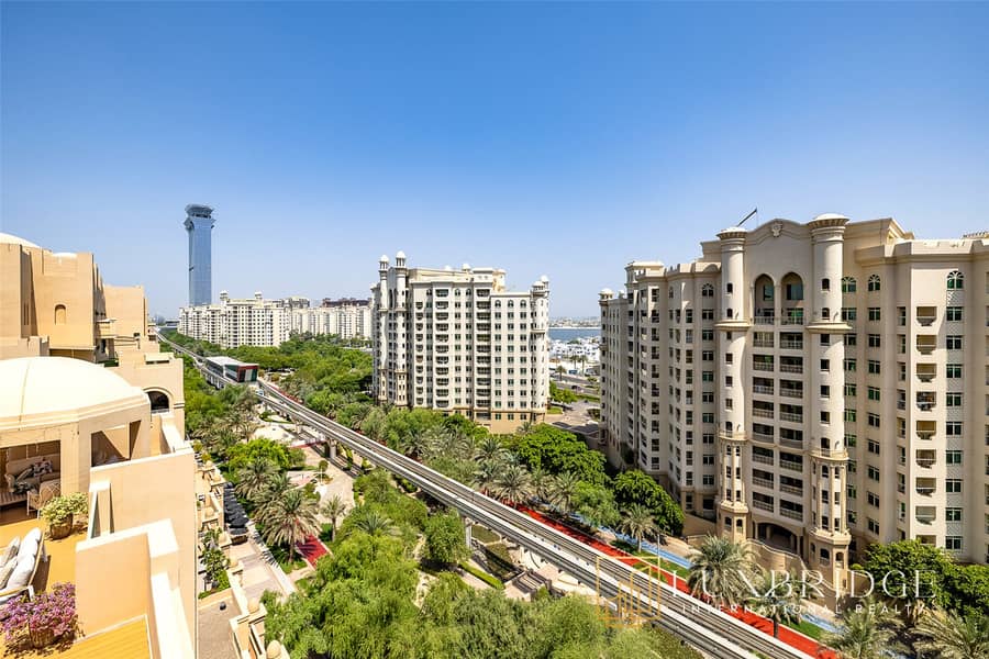 Luxury 3 Bedroom/ Duplex Penthouse/ For Sale Luxury 3 Bedroom/ Duplex Penthouse/ For Sale
