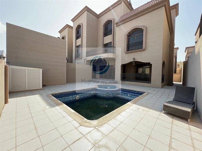 Вилла в Халифа Сити, 5 спален, 200000 AED - 7178894