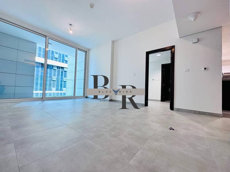 Elegent One Bedroom Apartment with Gym and Parking| 12 Payments of Installment Elegent One Bedroom Apartment with Gym and Parking| 12 Payments of Installment