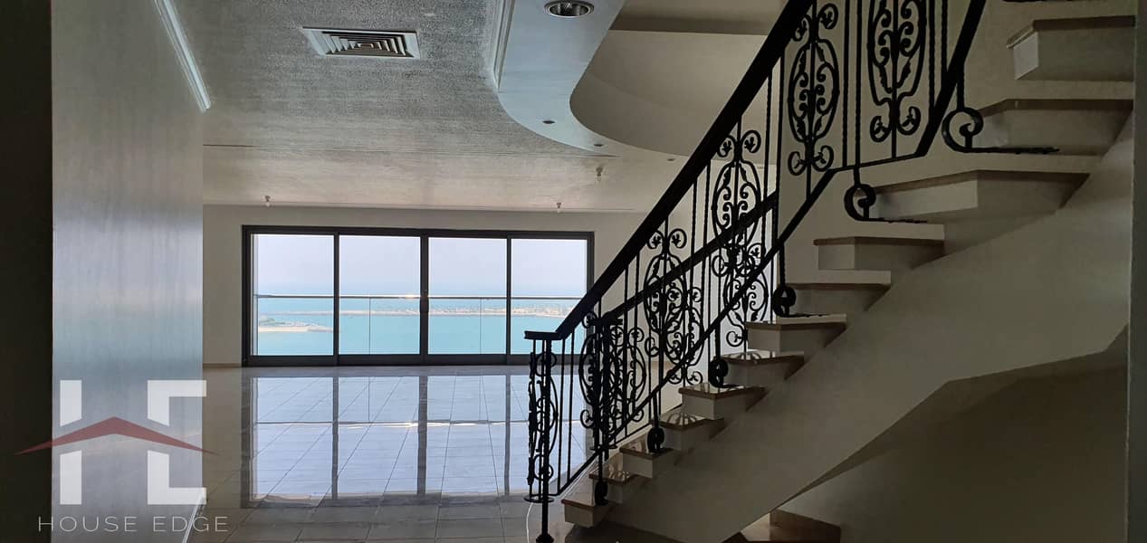 10 4BHK Duplex| Riveting Sea Views+ Balconies