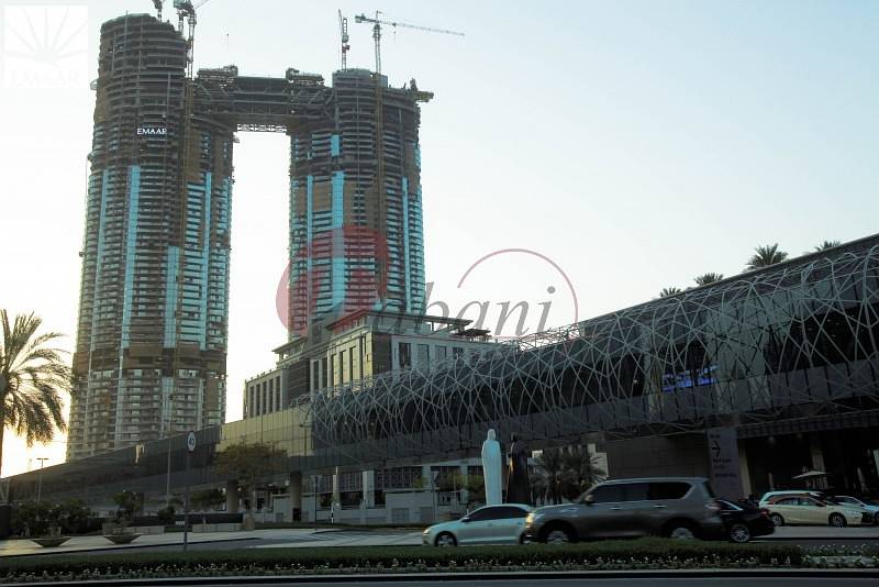 03 series fountain & burj khalifa view