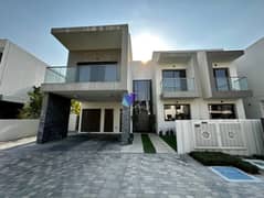 Vacant Now | Elegant Design | Luxurious Living | Big Gardens