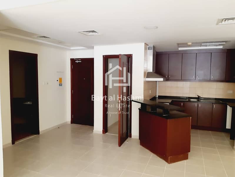 Vacant on Transfer| 1 BHK for Sale | walkable distance to Garden Metro Station Vacant on Transfer| 1 BHK for Sale | walkable distance to Garden Metro Station