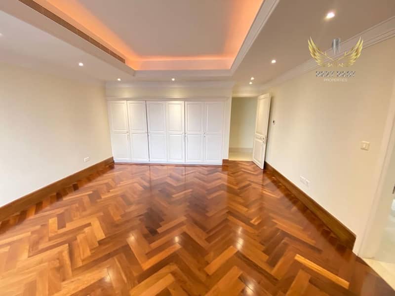 SKY OF JBR PENTHOUSE 4BHK + MAIDS WITH POOL SKY OF JBR PENTHOUSE 4BHK + MAIDS WITH POOL