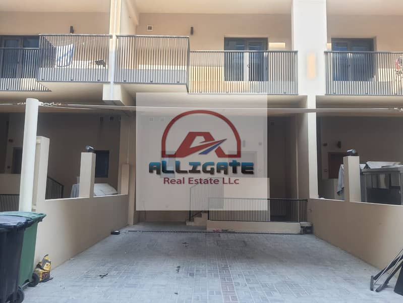 Luxurious Villa || Huge Size || Ready to Move In || Best Price Luxurious Villa || Huge Size || Ready to Move In || Best Price
