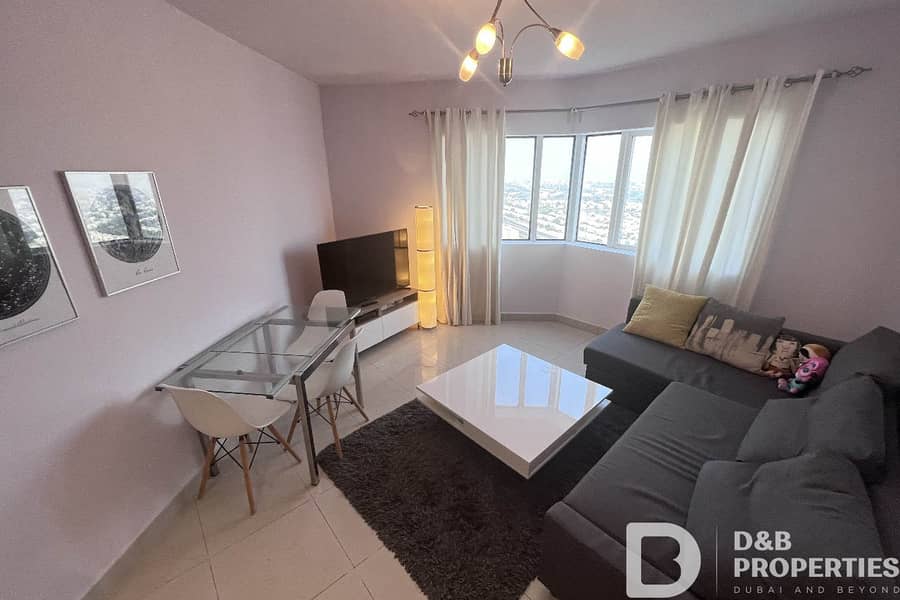 High floor | Ready to move | Fully furnished High floor | Ready to move | Fully furnished
