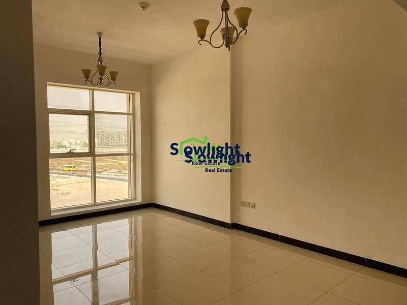 860 SQFT | good layout | pool & Gym 860 SQFT | good layout | pool & Gym