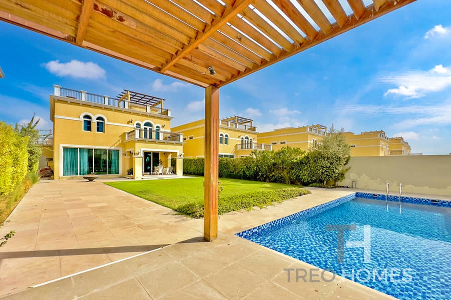Lake | Swimming Pool | Large Plot | 4 Bed Lake | Swimming Pool | Large Plot | 4 Bed