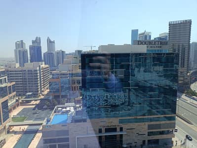 Office for Rent in Business Bay, Dubai - 3 Parkings |Fully Fitted | Chiller Free|Negotiable