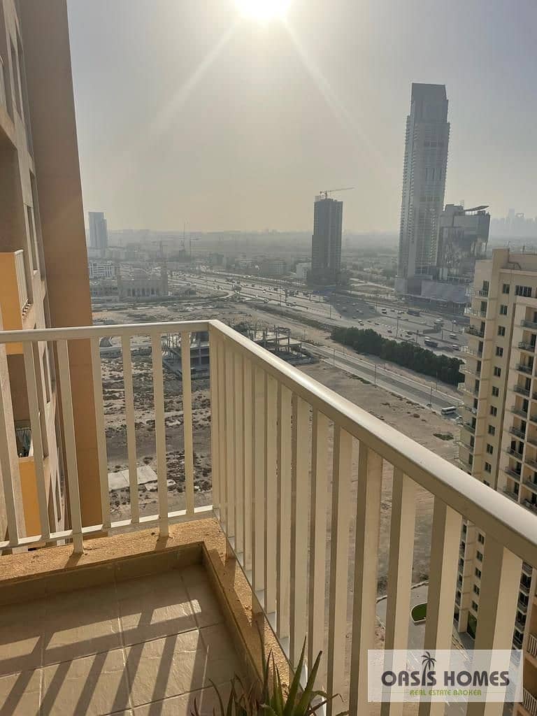 Spacious And Huge Size 1Bedroom Apartment With Balcony Available Spacious And Huge Size 1Bedroom Apartment With Balcony Available