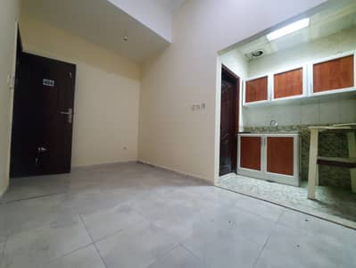 Studio for Rent in Mohammed Bin Zayed City, Abu Dhabi - TODAY HOTT OFFER STUDIO WITH SAPRATE KITCHEN AND BATHROOM GOOD CONDITION JUST 1500  PRICE AVAILABLE NEAR MAHAVI ROUNDBOARD IN MBZ