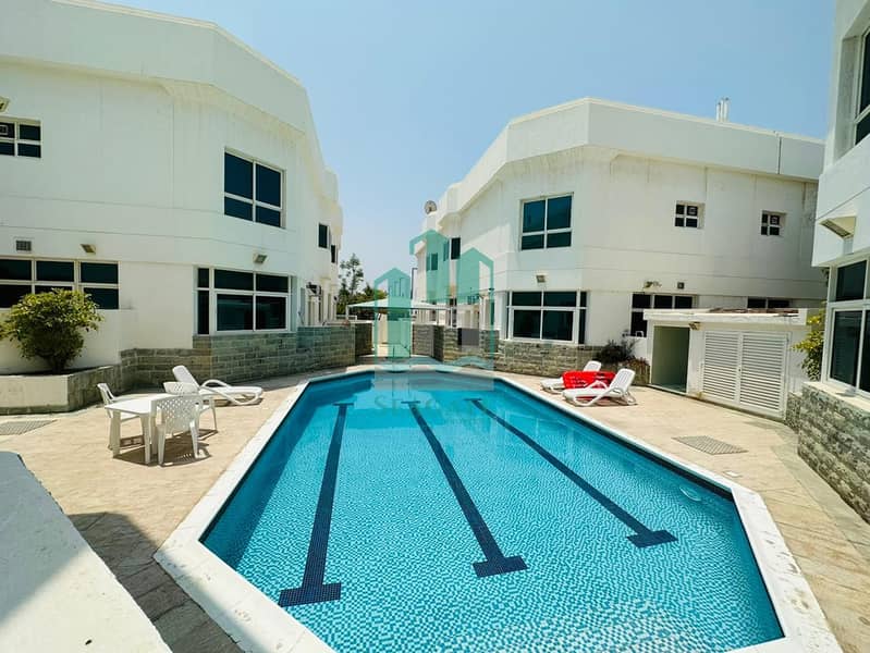 Spacious 4 bedroom villa with shared pool Spacious 4 bedroom villa with shared pool