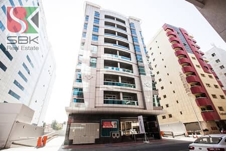 شقة 2 غرفة نوم للايجار في البرشاء، دبي - شقة في بناية الشيباني 1،البرشاء 1،البرشاء 2 غرف 75000 درهم - 6403018