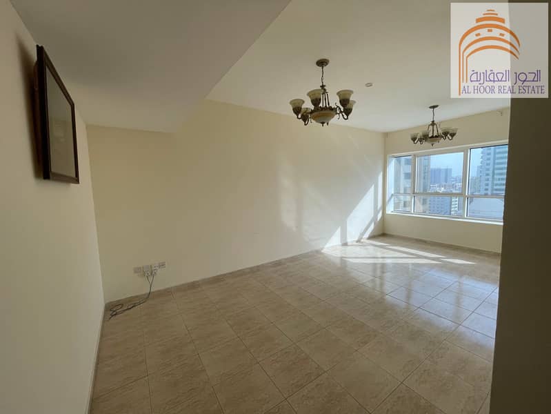 1 Master's Bedroom with Parking, Chiller Free 1 Master's Bedroom with Parking, Chiller Free