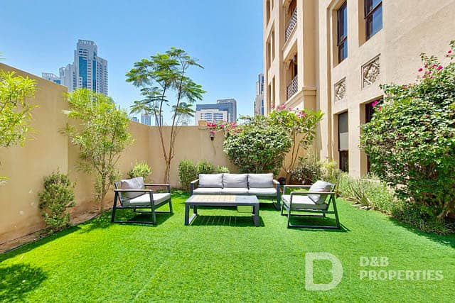Huge Garden | Old Town | Special Unit Huge Garden | Old Town | Special Unit