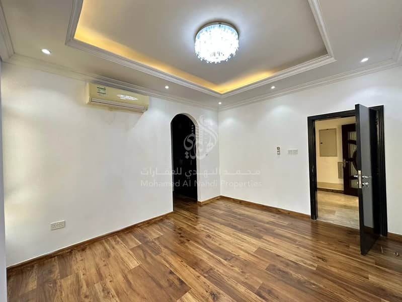 spacious ! ready to move ! 6 bhk ! 230K spacious ! ready to move ! 6 bhk ! 230K