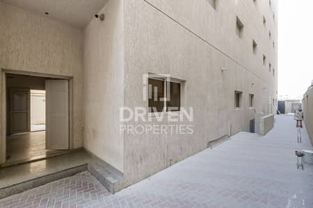 Labour Camp for Rent in Jebel Ali, Dubai - Well kept Labour Camp in Prime Location