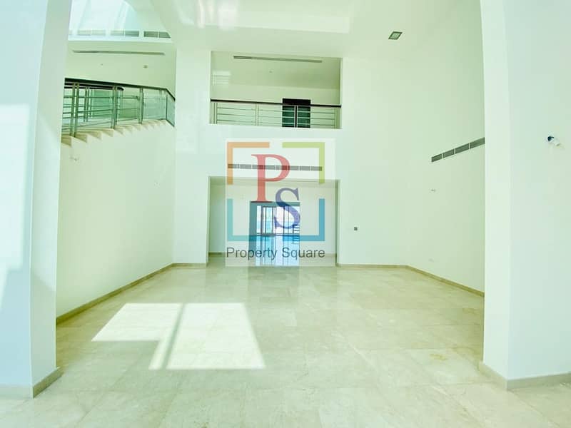 11 Luxurious Villa | Water Front| Private Yatch Parking