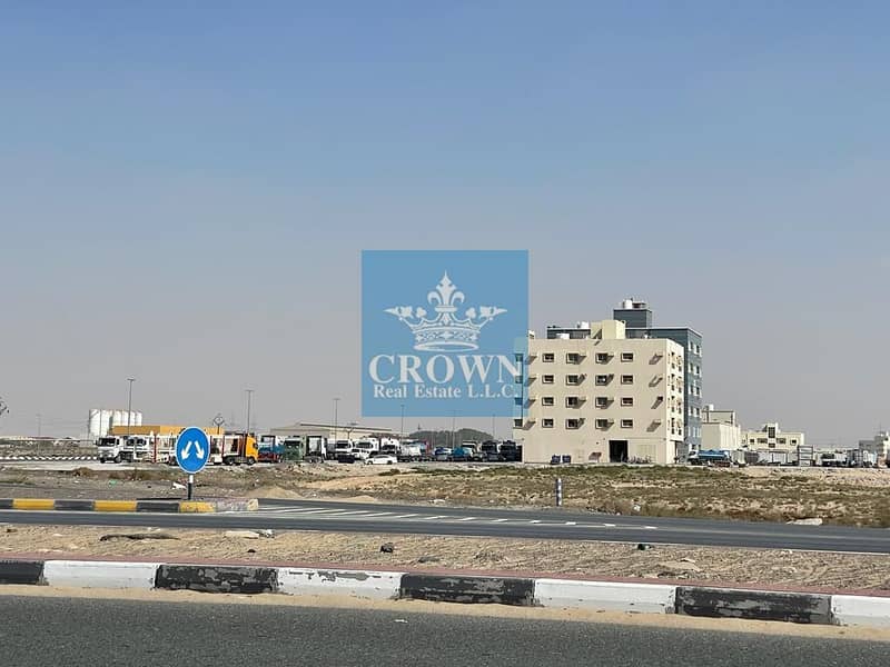 ارض تجارية في الجرف الصناعية 2،المنطقة الصناعية الجرف،الجرف 1450000 درهم - 7925999 ارض تجارية في الجرف الصناعية 2،المنطقة الصناعية الجرف،الجرف 1450000 درهم - 7925999