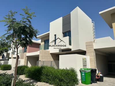 4 Bedroom Villa for Sale in Muwaileh, Sharjah - Resale | Ready To Move 4BR Villa standalone - near zahia mall